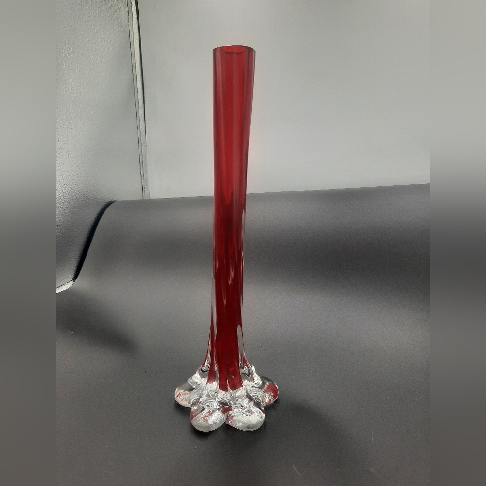 Elegant Red Glass Vase